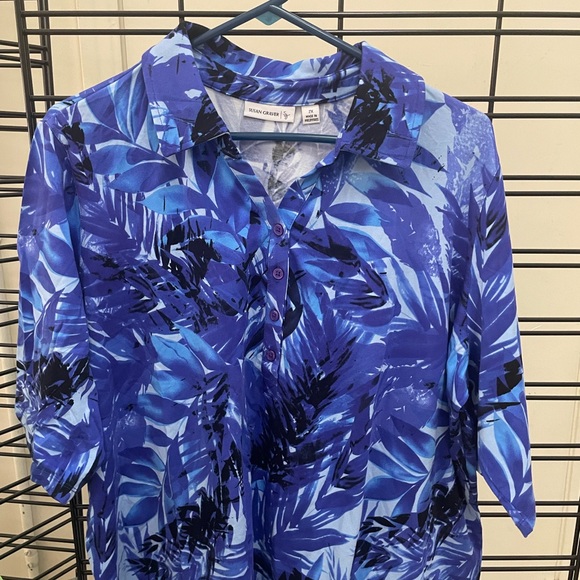 Susan Graver Tops 2. size 2x Blue & Green - Picture 4 of 6